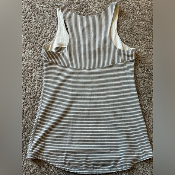Lululemon Tank - Picture 2 of 4